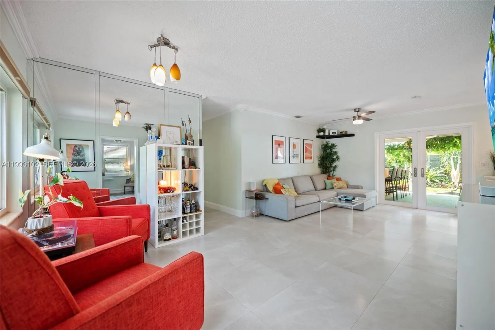 350 NE 59th St, Oakland Park FL 33334