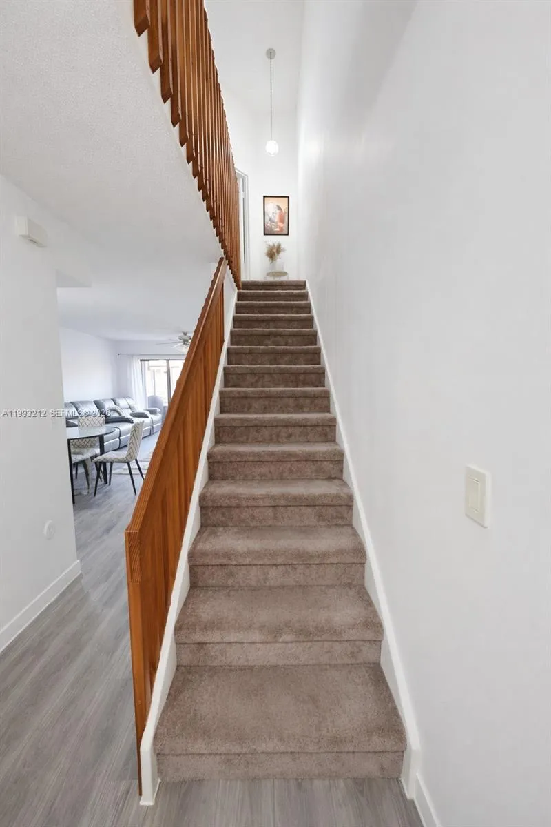 4321 SW 70th Ter, Davie FL 33314