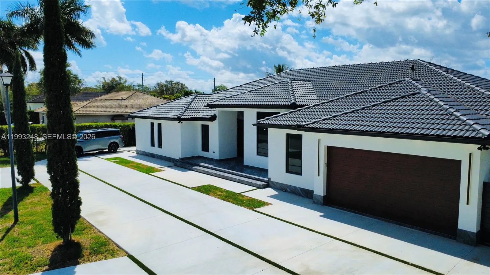 5 bedroom 3 bath for sale at 19880 SW 134th Ave, Miami FL 33177