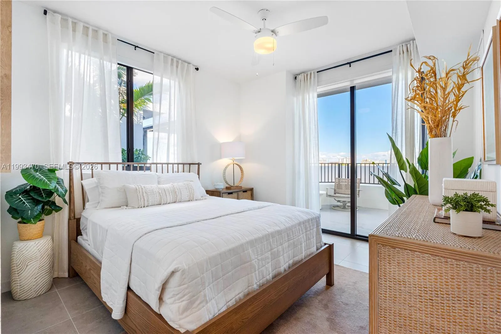 2 bedroom 2 bath for rent at 208 N Federal Hwy # 823, Pompano Beach FL 33062