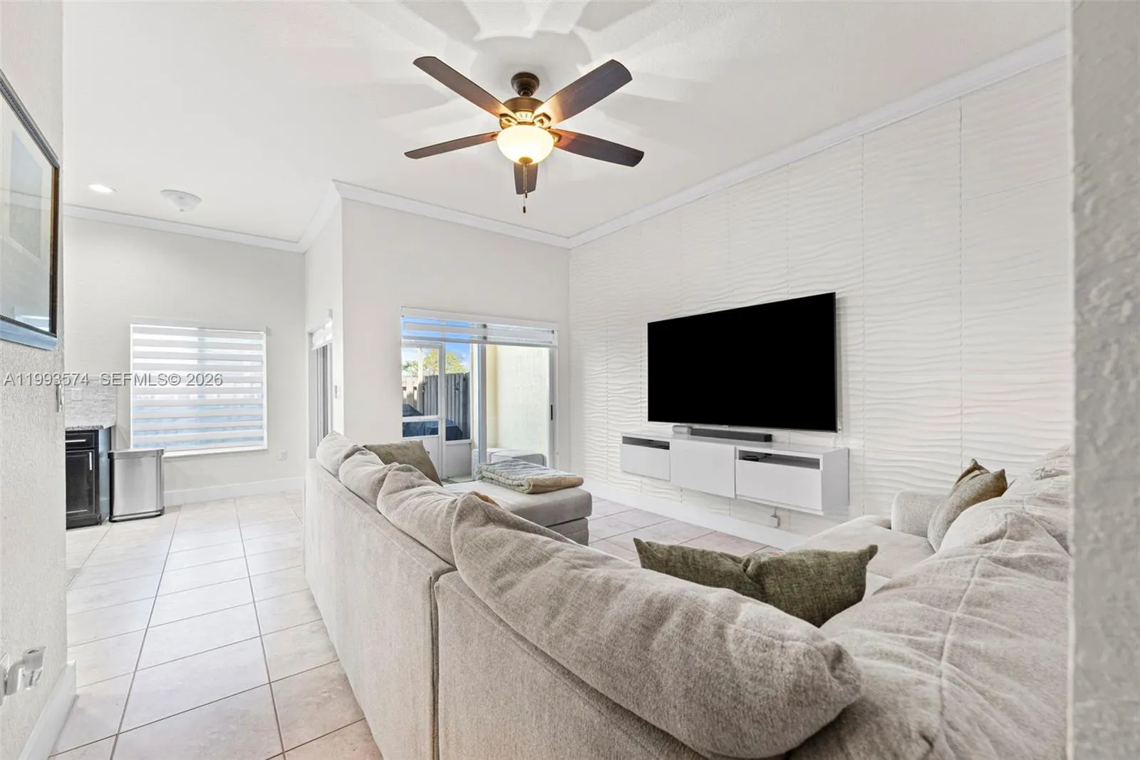 2338 SE 16th Ter, Homestead FL 33035