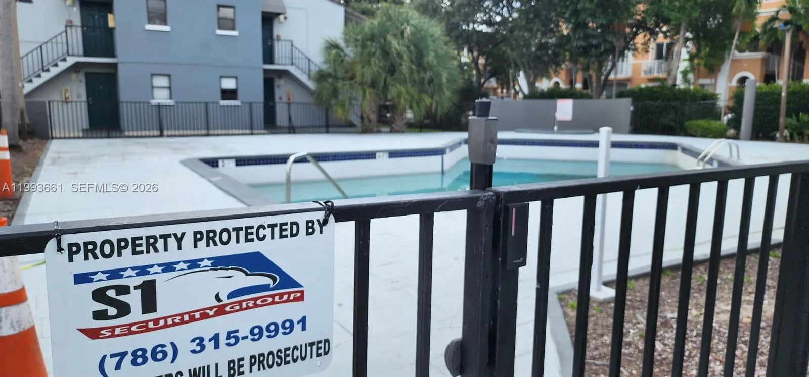 7200 NW 179th St # 303, Hialeah FL 33015