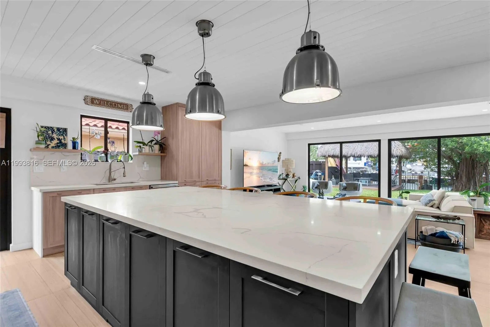 2025 Arch Creek Dr, North Miami FL 33181