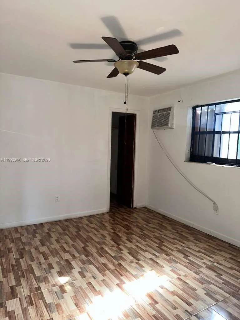 576 NW 147th St # 576, Miami FL 33168