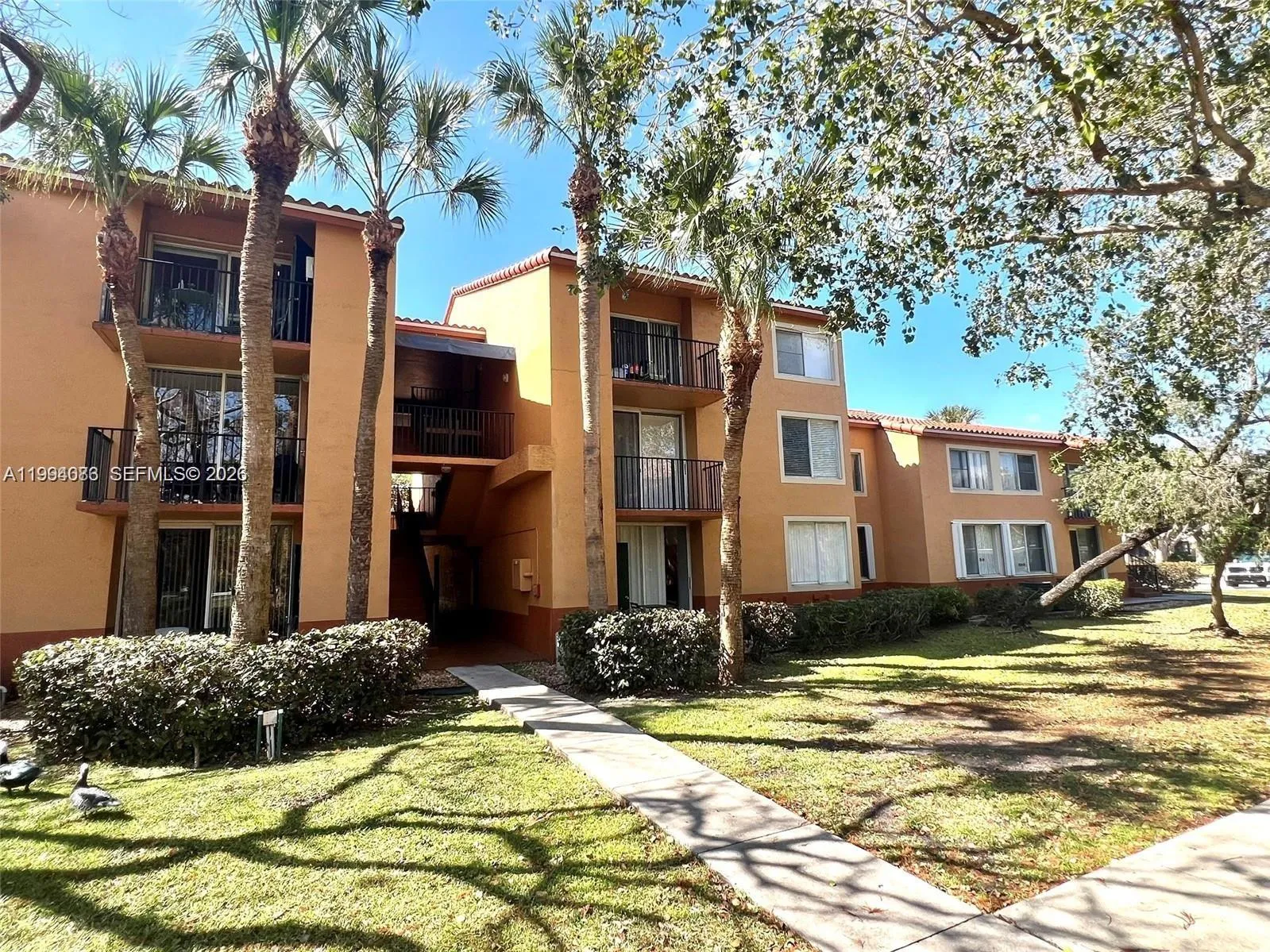 1 bedroom 1 bath for rent at 10741 Cleary Blvd # 204, Plantation FL 33324