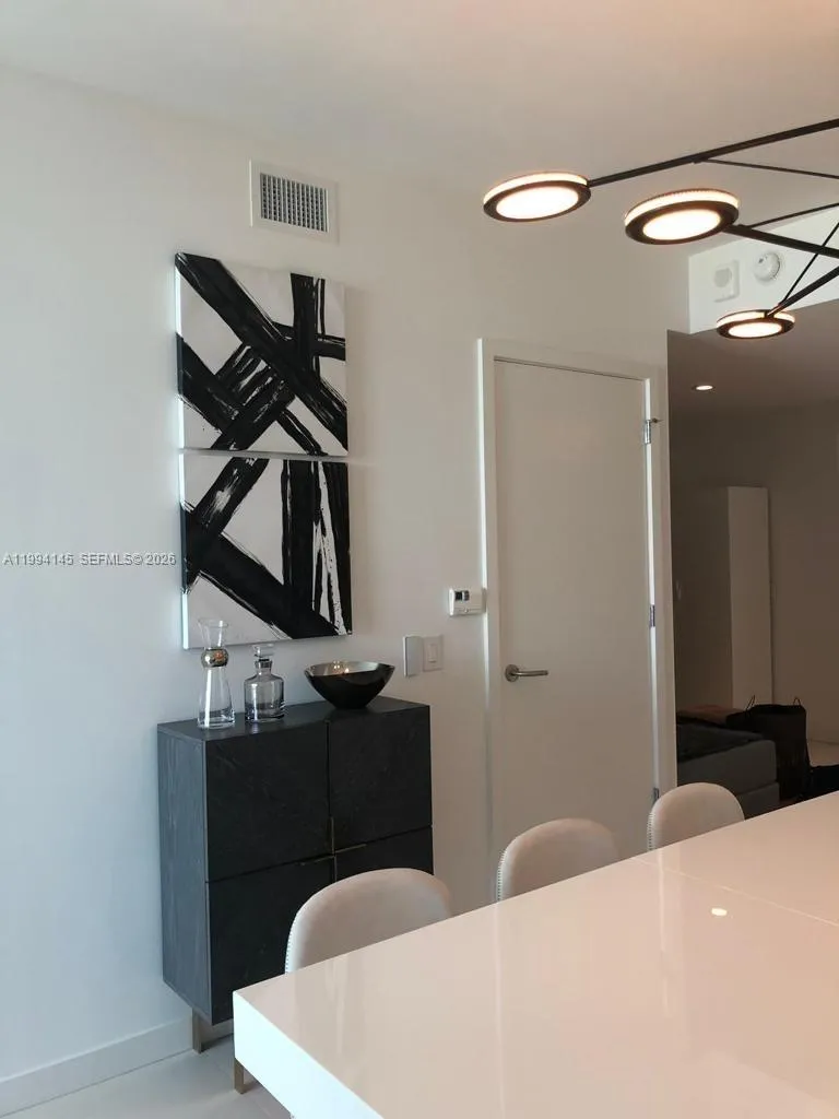 501 NE 31st St # 2003, Miami FL 33137