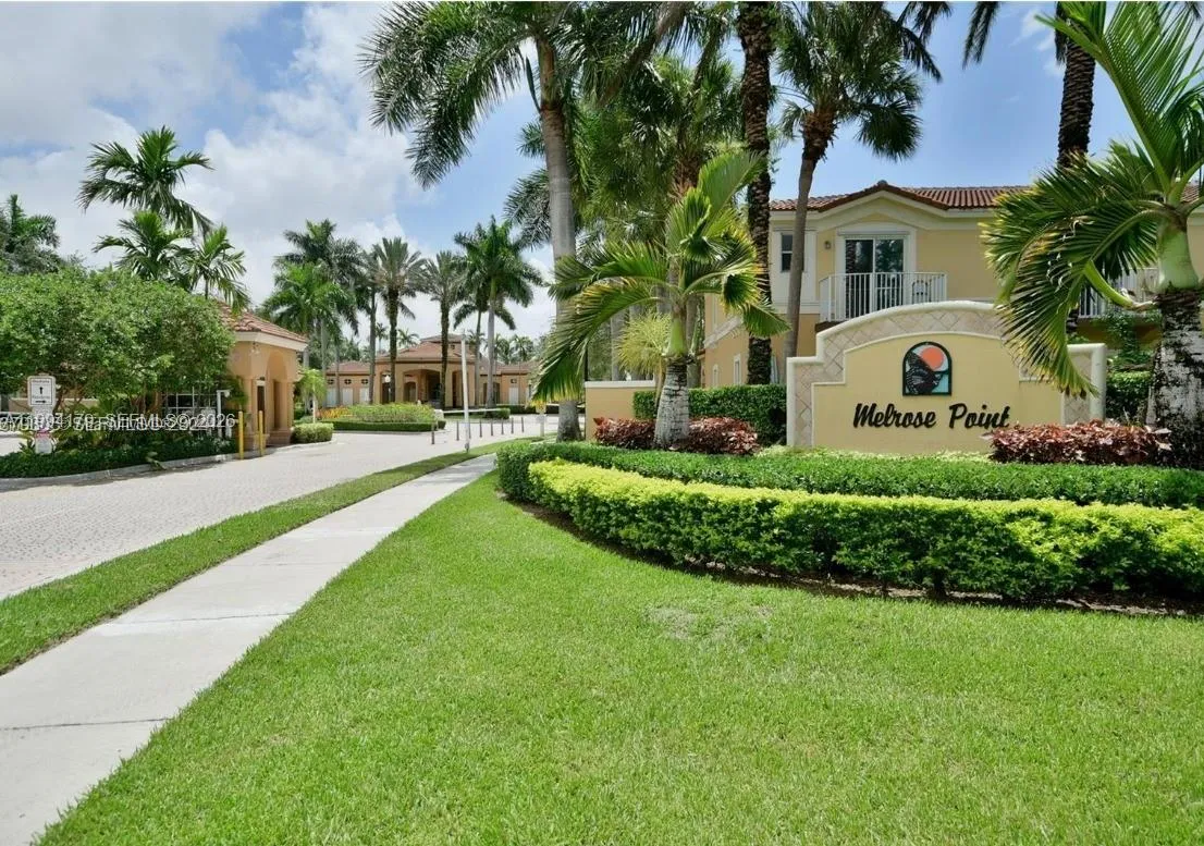 3 bedroom 3 bath for sale at 3076 SW 129th Ave # 152, Miramar FL 33027