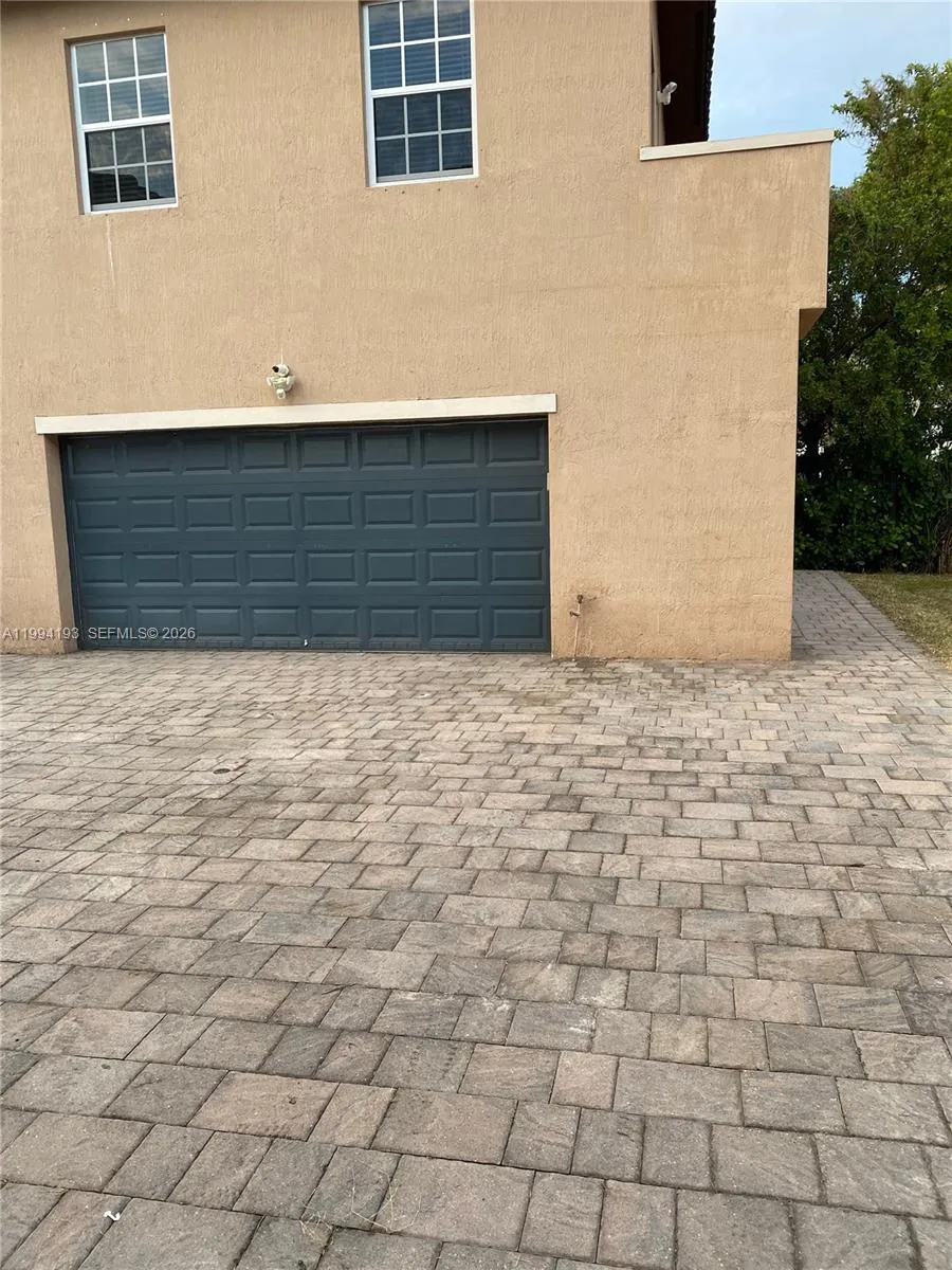 17001 SW 90th Ter # 1, Miami FL 33196