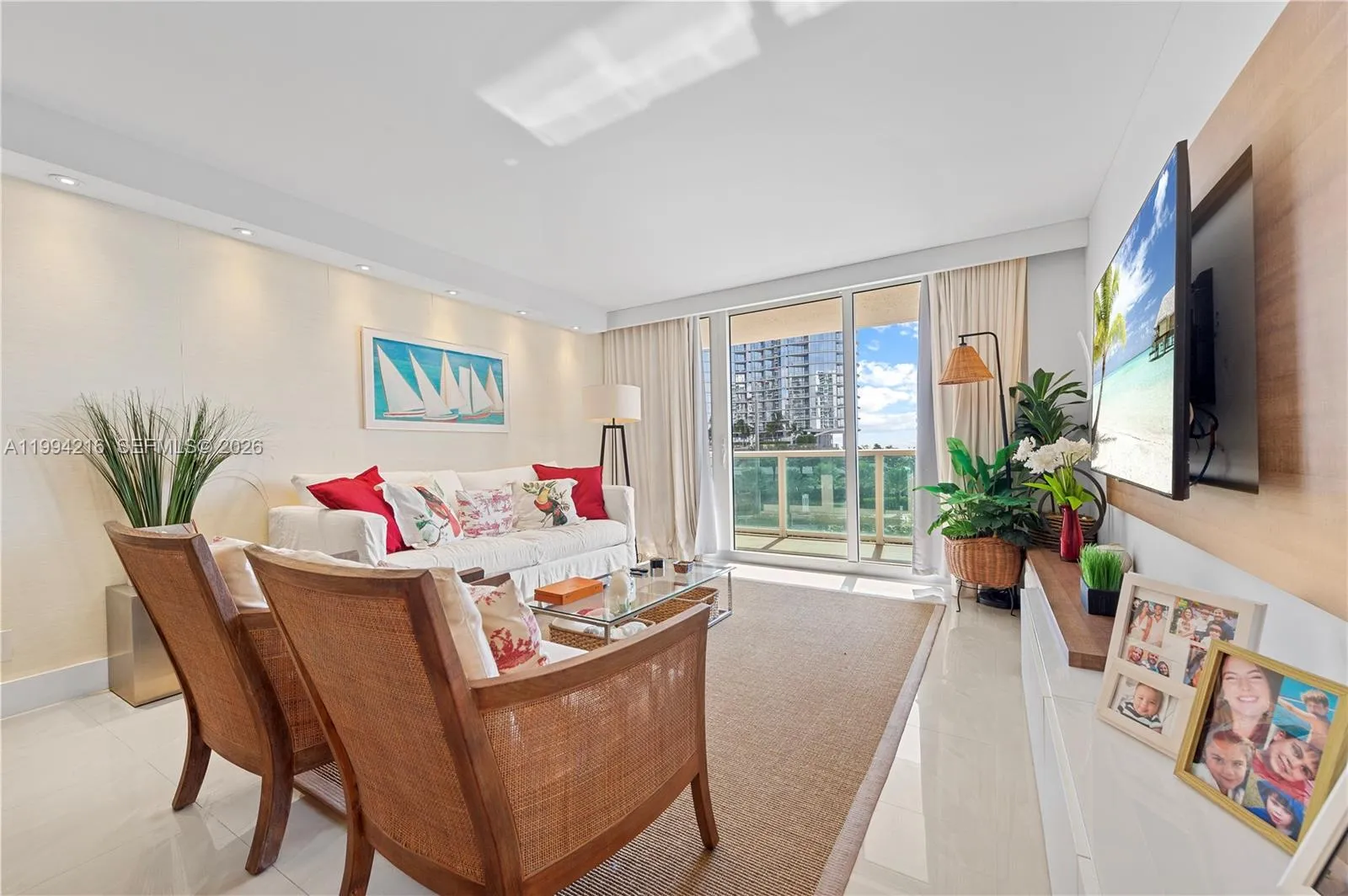 100 Bayview Dr # 507, Sunny Isles Beach FL 33160