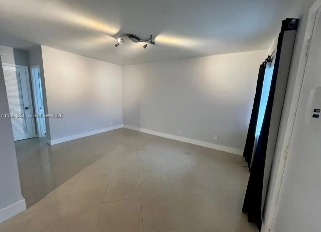 1824 Monroe St # 8, Hollywood FL 33020