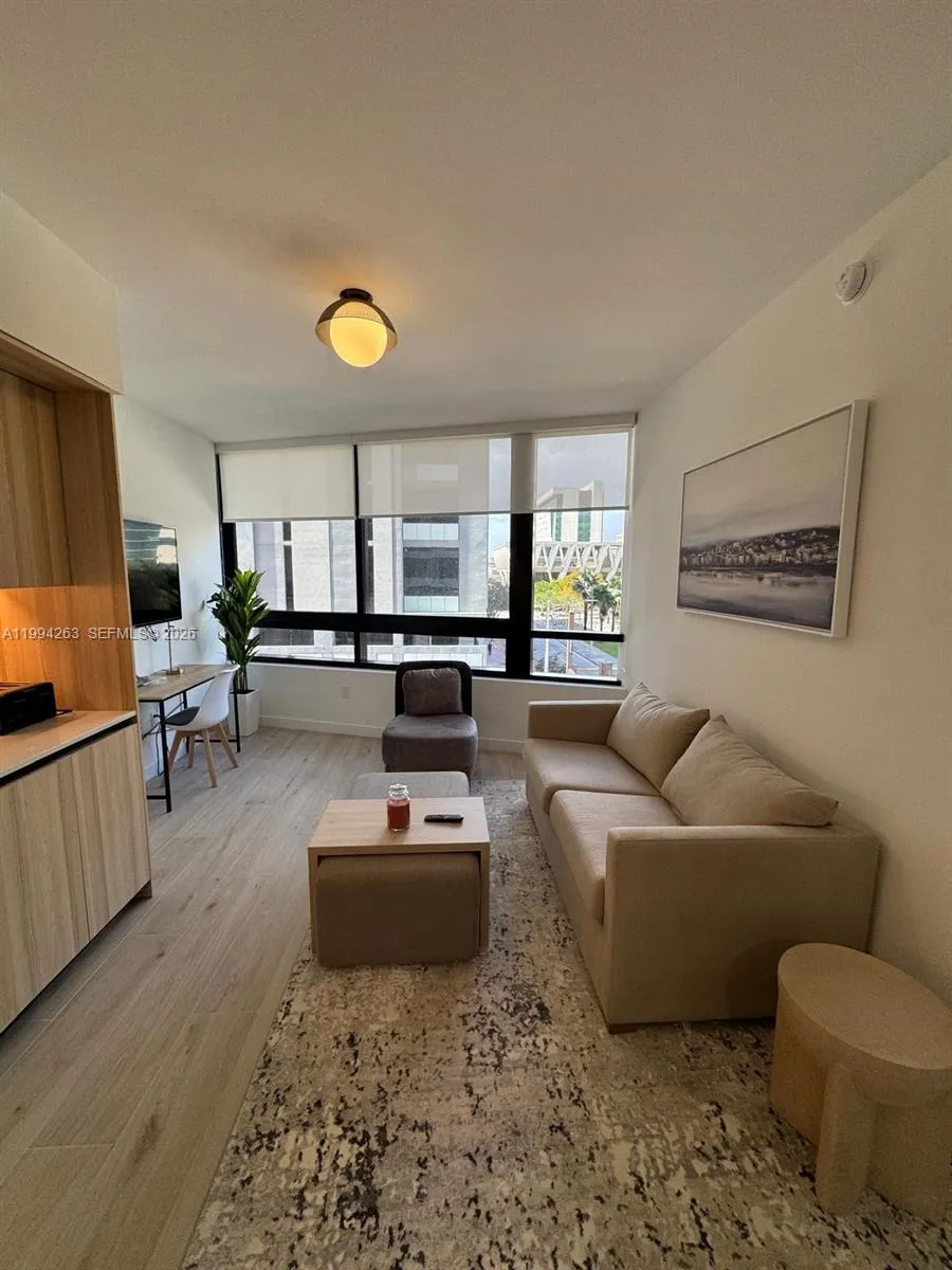 225 N MIAMI AVE # 302, Miami FL 33128