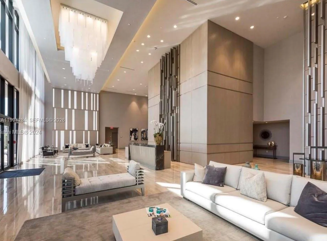 5300 NW 85 # 1106, Doral FL 33166