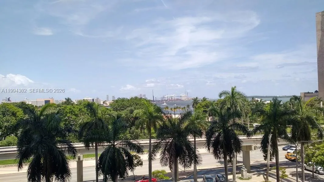 50 Biscayne Blvd # 508, Miami FL 33132