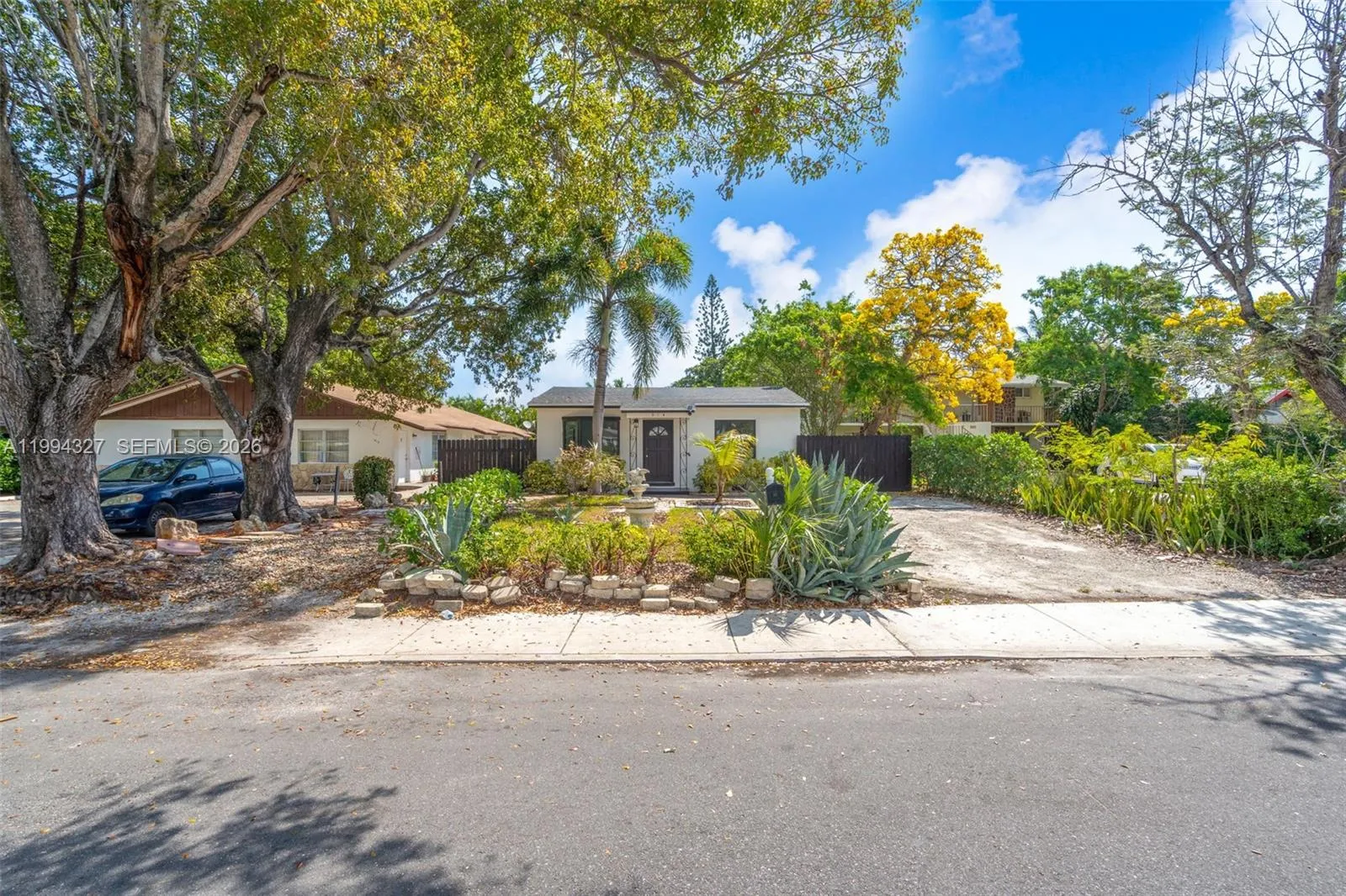 914 S L St, Lake Worth FL 33460