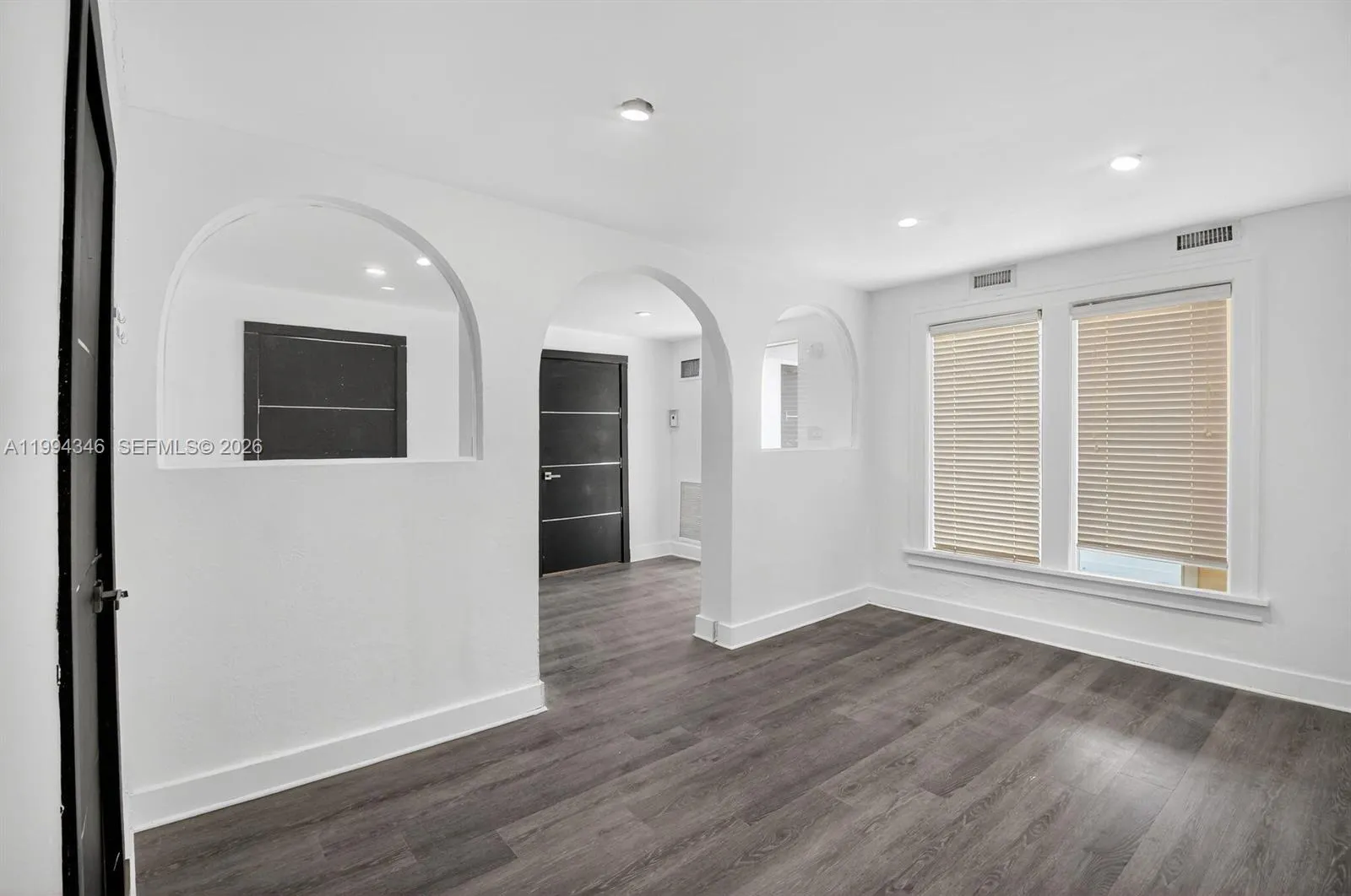 220 SW 16th St, Dania Beach FL 33004