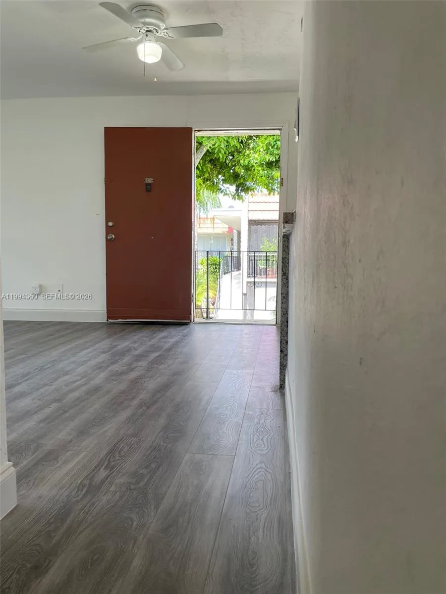 8701 SW 141st St # C5, Palmetto Bay FL 33176