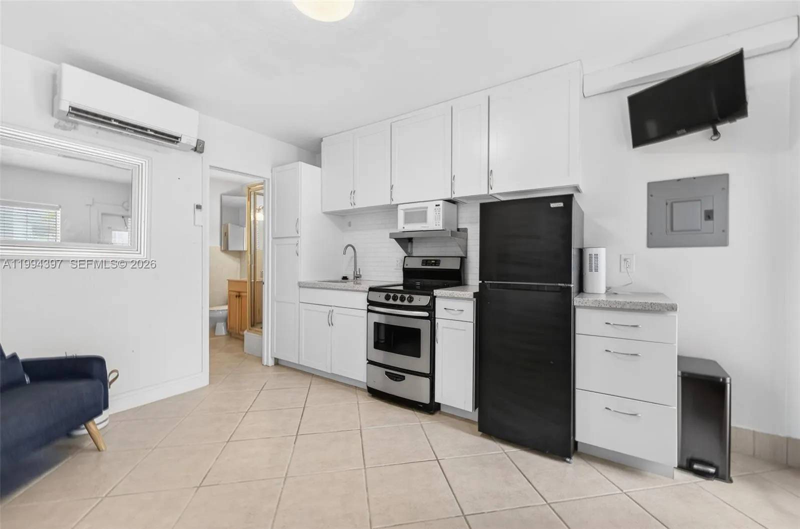 2508 Bay Dr # 4, Pompano Beach FL 33062