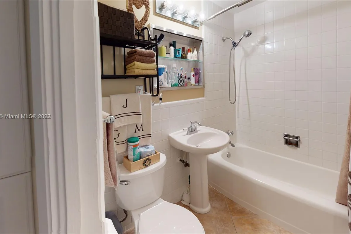 2624 Nassau Ln, Fort Lauderdale FL 33312