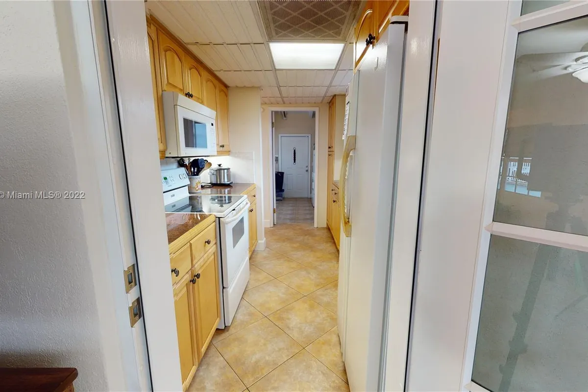 2624 Nassau Ln, Fort Lauderdale FL 33312