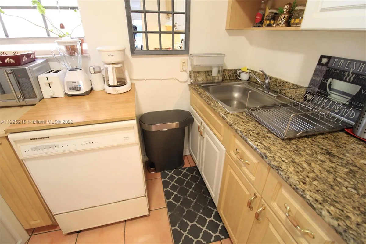 9260 Bay Harbor Ter # 22, Bay Harbor Islands FL 33154