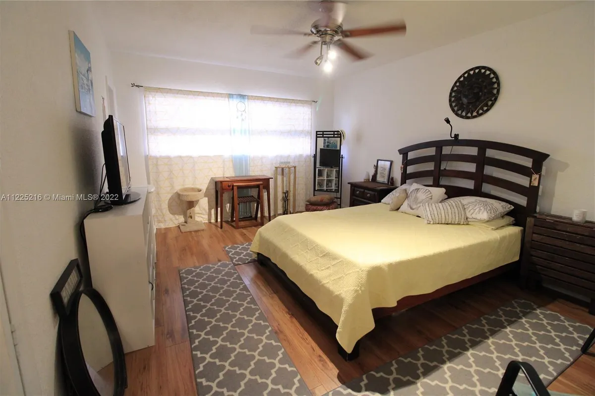 9260 Bay Harbor Ter # 22, Bay Harbor Islands FL 33154