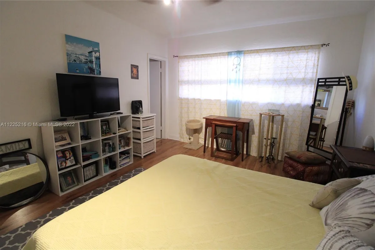 9260 Bay Harbor Ter # 22, Bay Harbor Islands FL 33154