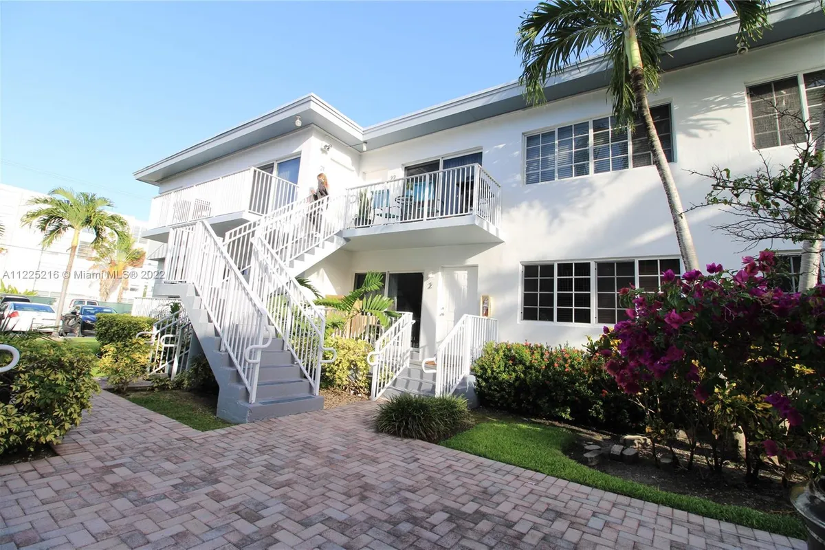 9260 Bay Harbor Ter # 22, Bay Harbor Islands FL 33154