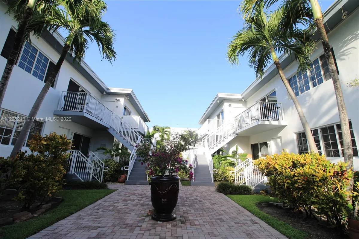 9260 Bay Harbor Ter # 22, Bay Harbor Islands FL 33154