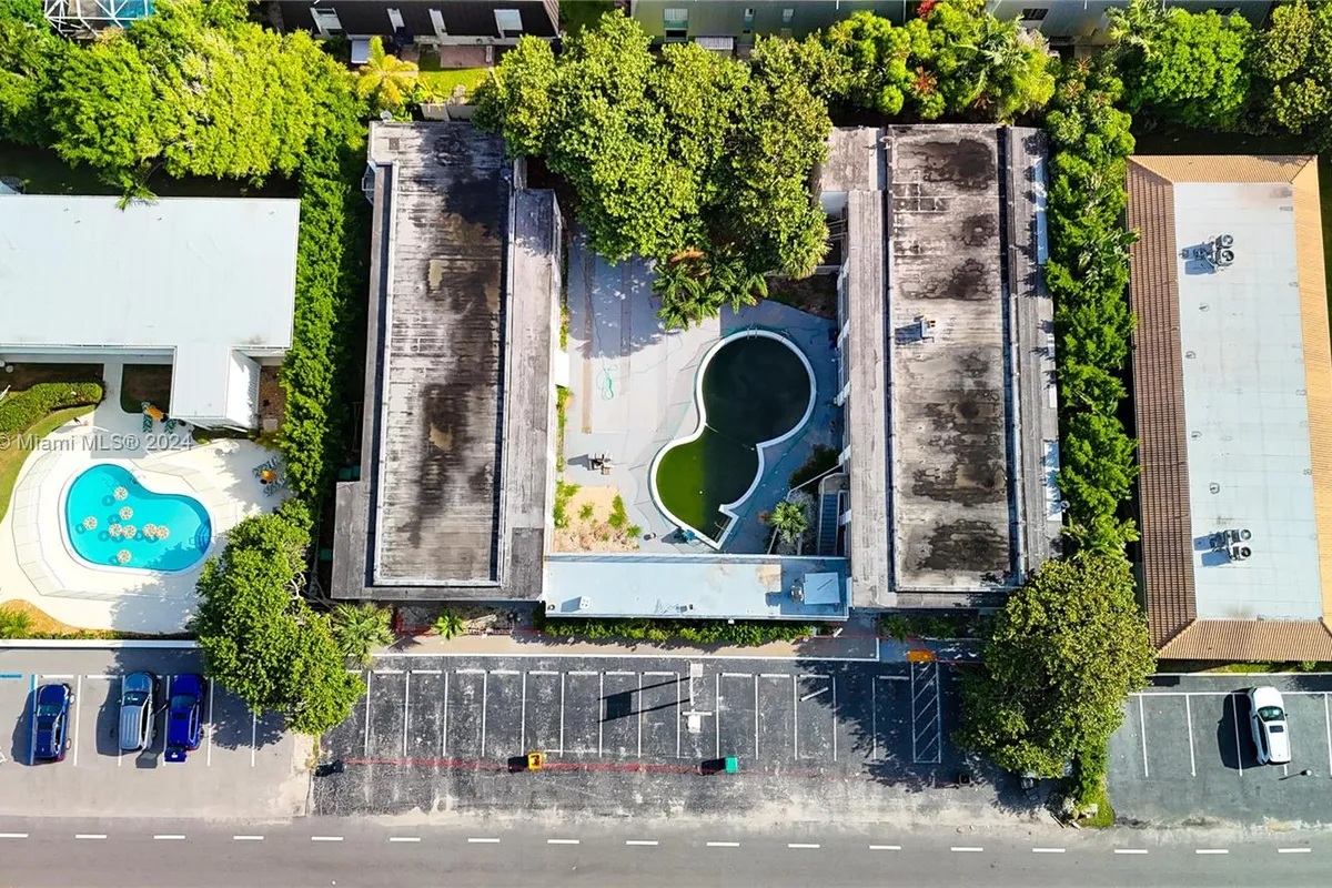 115 Inlet Way, Palm Beach Shores FL 33404