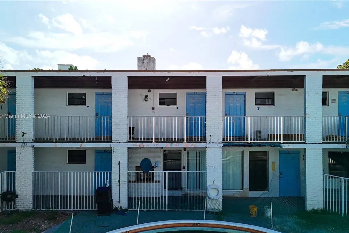 115 Inlet Way, Palm Beach Shores FL 33404