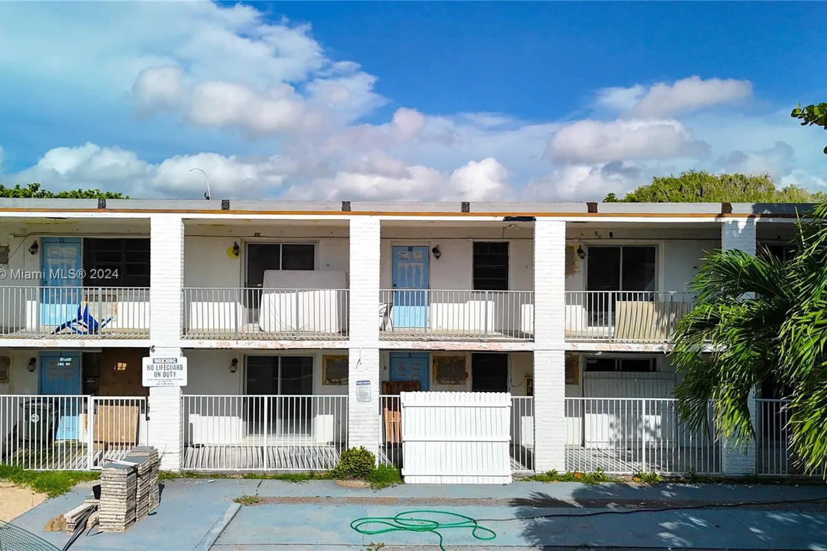 115 Inlet Way, Palm Beach Shores FL 33404