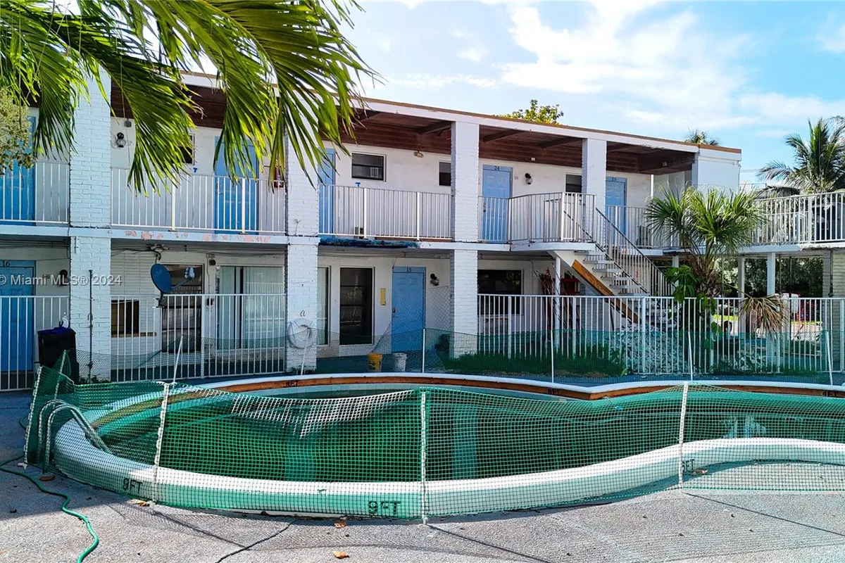 115 Inlet Way, Palm Beach Shores FL 33404