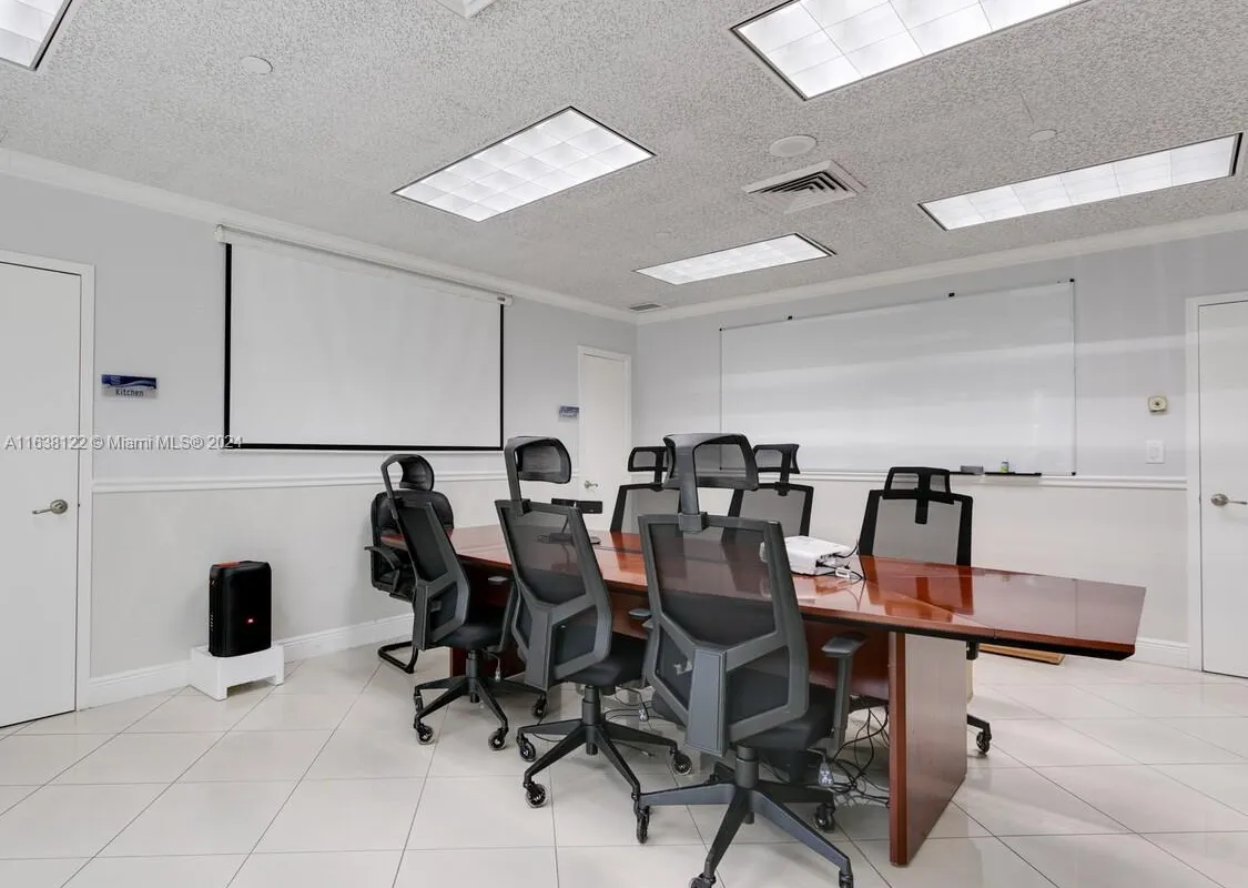 2801 Greene St, Hollywood FL 33020