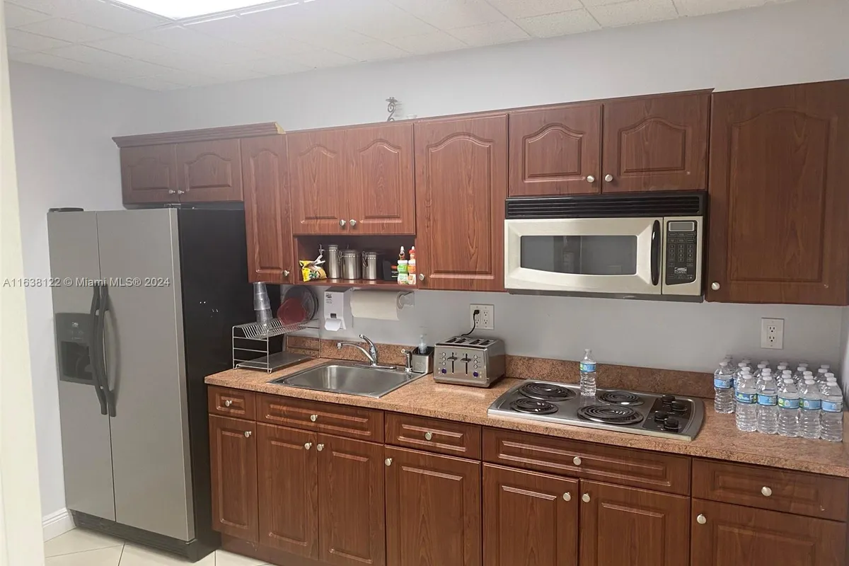 2801 Greene St, Hollywood FL 33020