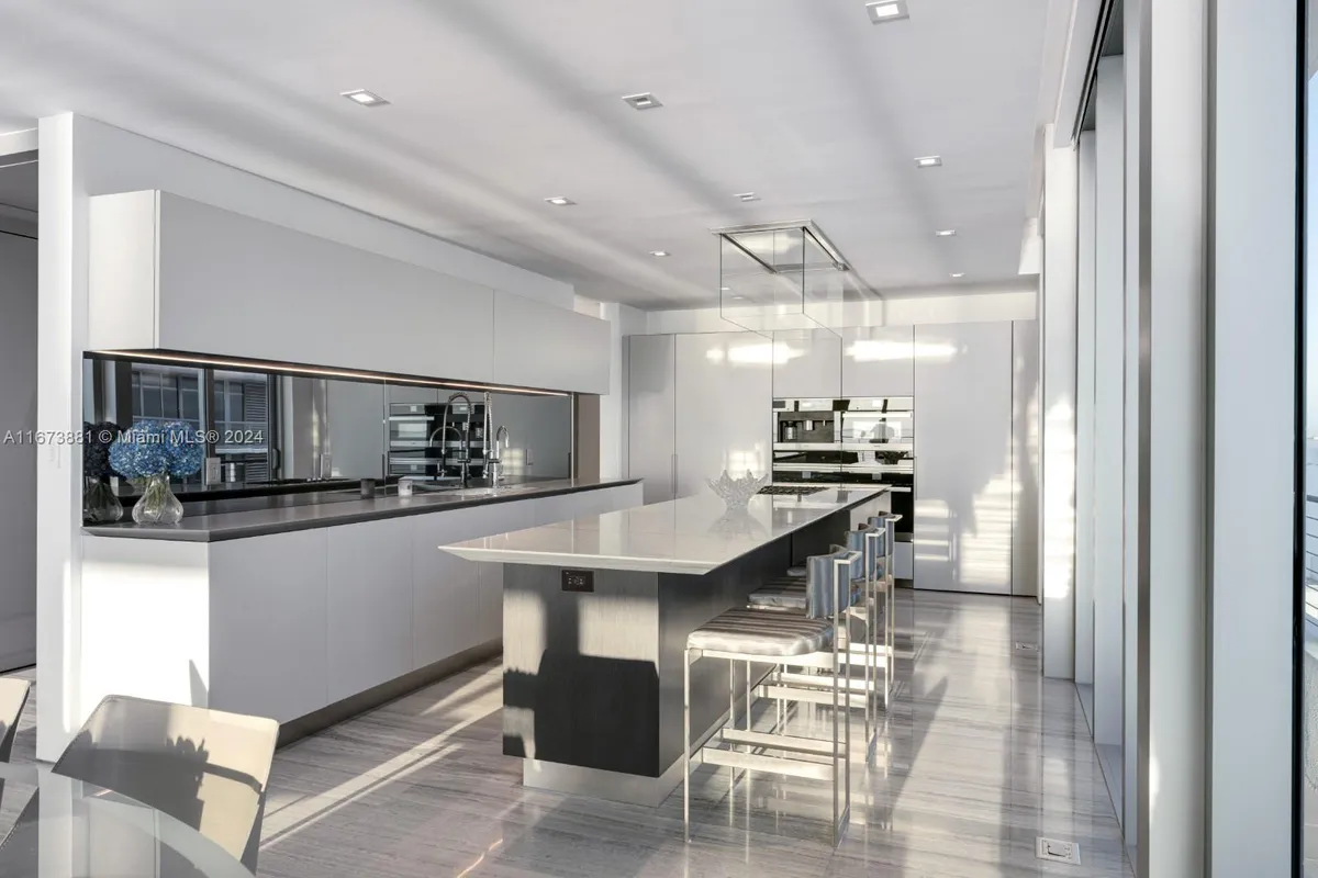 3651 Collins Ave # 800, Miami Beach FL 33140