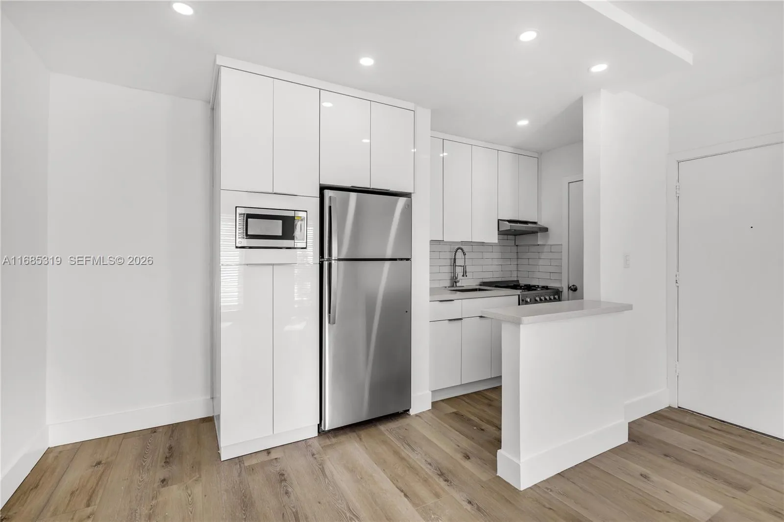 5991 SW 76th St # C2, South Miami FL 33143