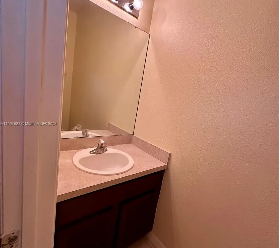 6430 S Goldenrod Rd # 15B, Other City - In The State Of Florida FL 32822