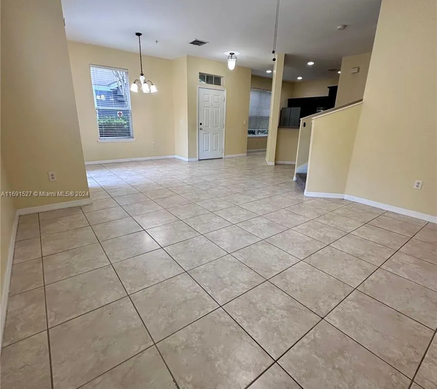 6430 S Goldenrod Rd # 15B, Other City - In The State Of Florida FL 32822