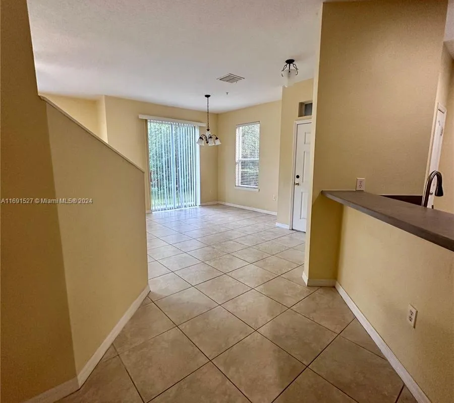 6430 S Goldenrod Rd # 15B, Other City - In The State Of Florida FL 32822