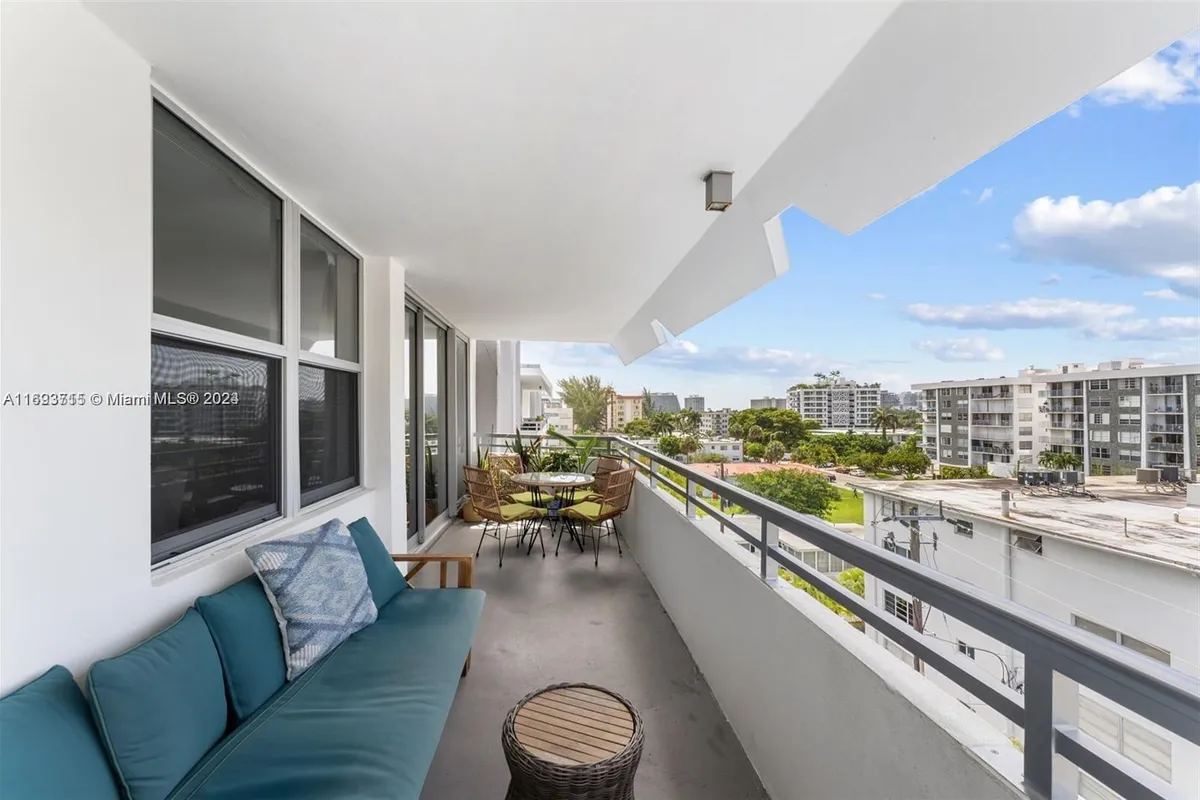 1080 94th St # 612, Bay Harbor Islands FL 33154