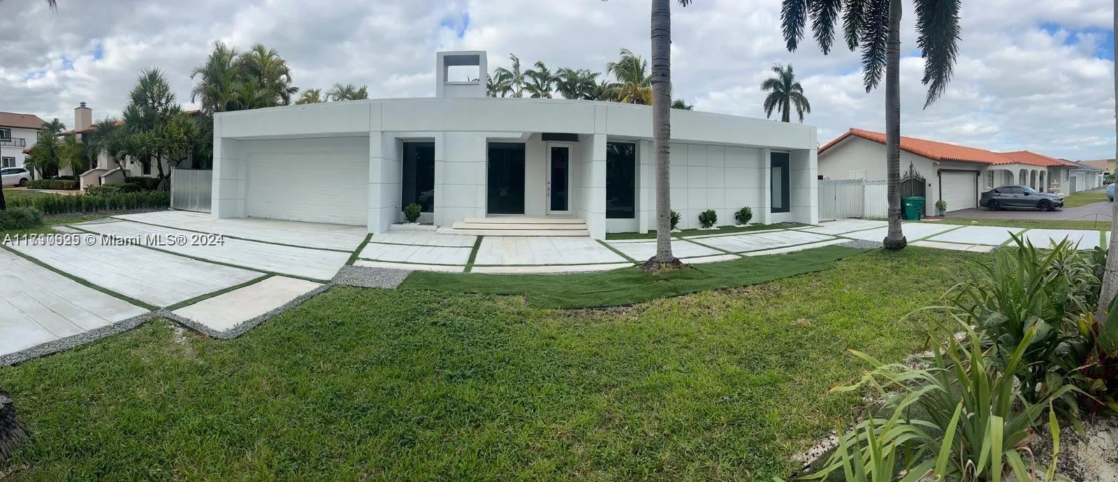 4 bedroom 3 bath for sale at 10465 NW 130th St, Hialeah Gardens FL 33018