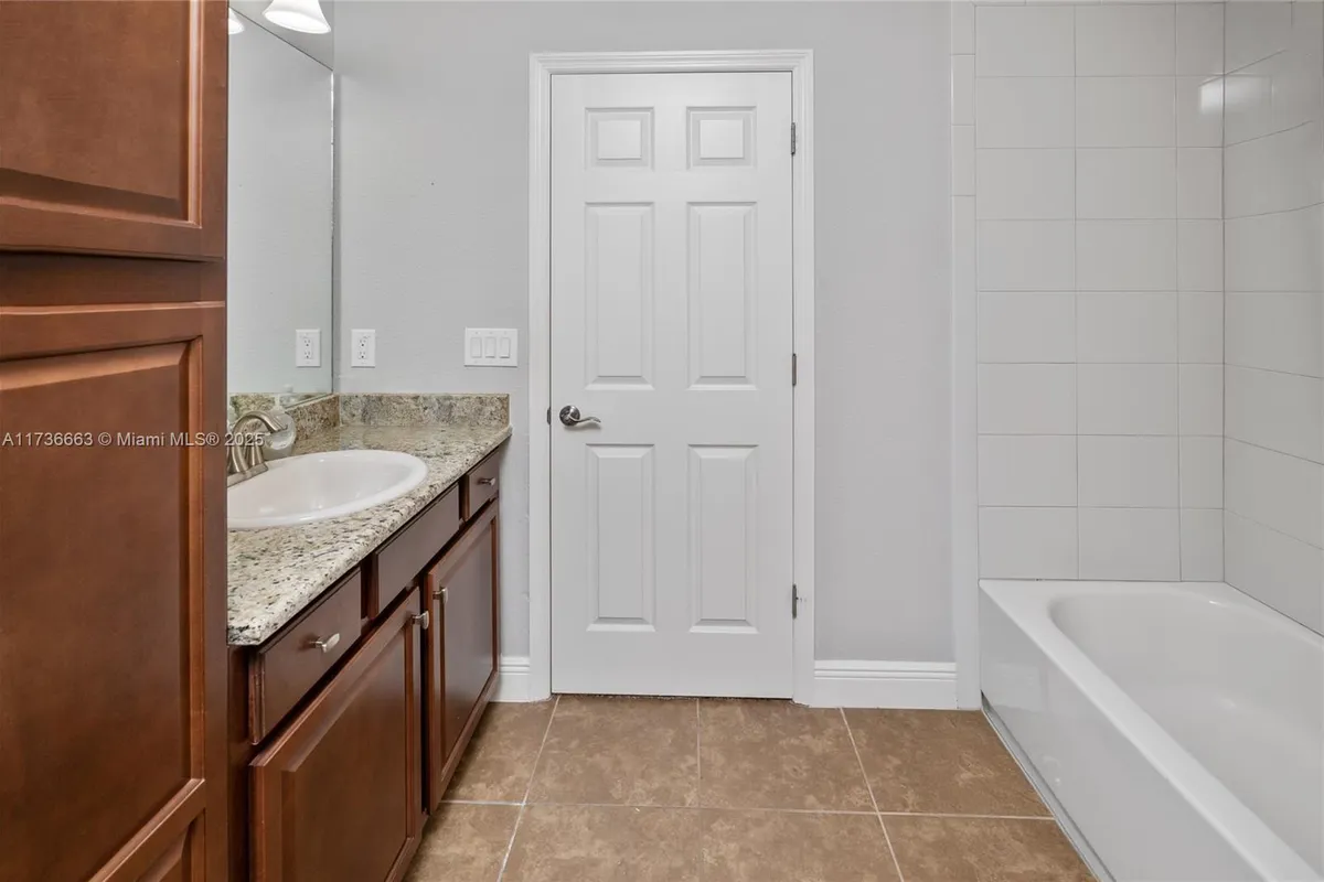 11436 Drifting Leaf Drive, Riverview FL 33579