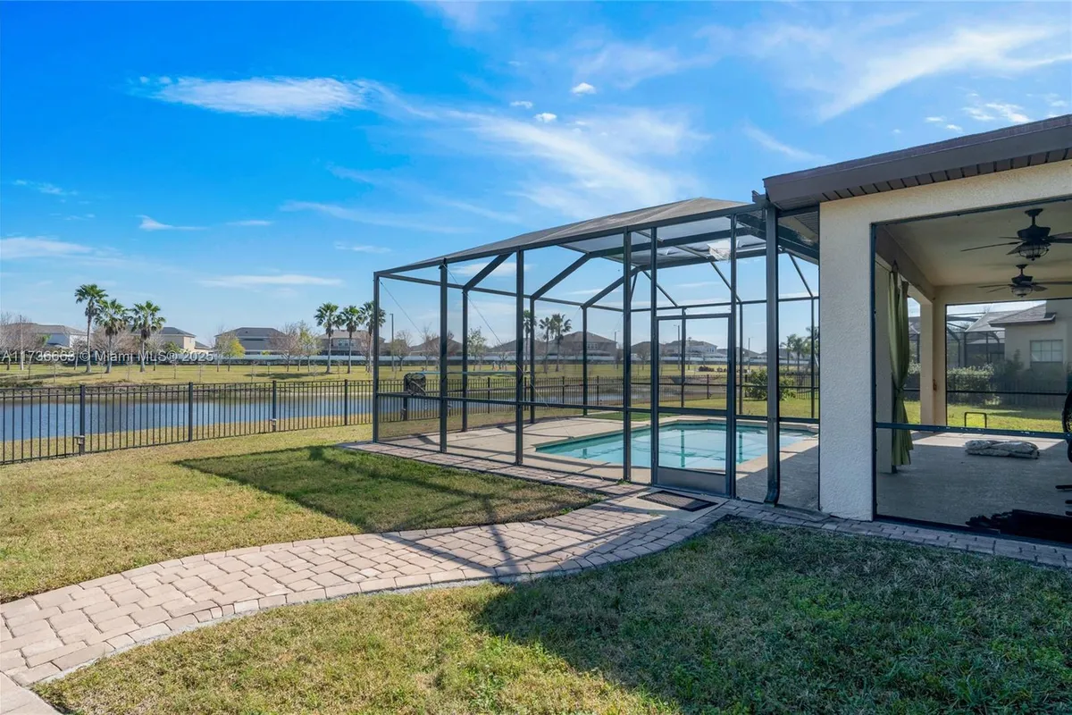 11436 Drifting Leaf Drive, Riverview FL 33579