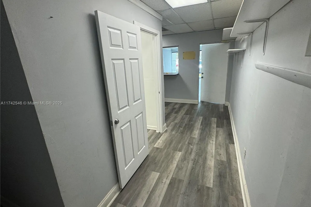 10550 NW 77 CT # 204, Hialeah Gardens FL 33016