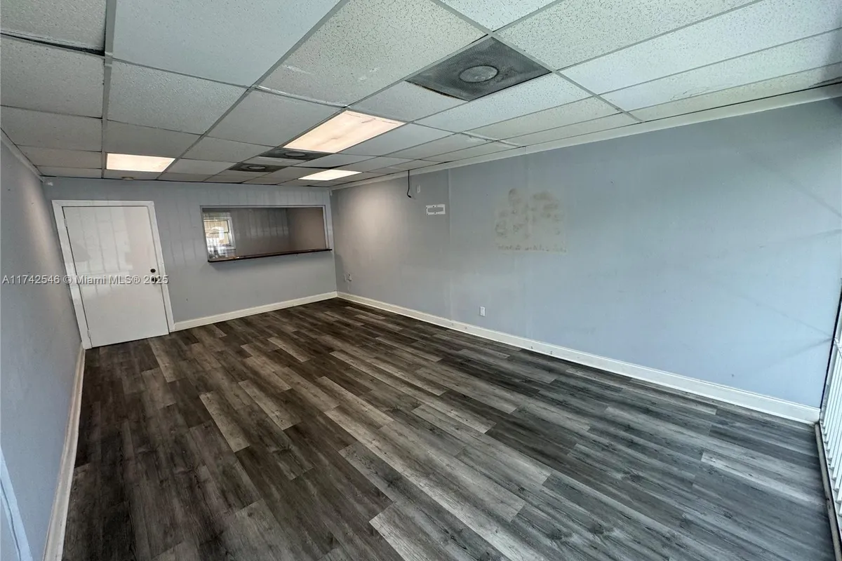 10550 NW 77 CT # 204, Hialeah Gardens FL 33016