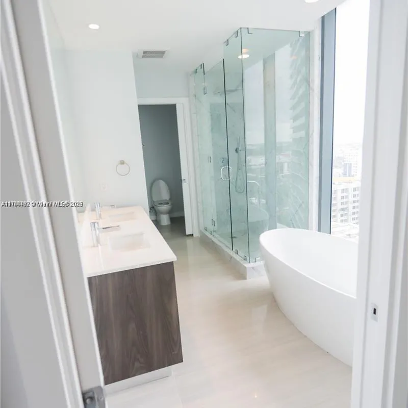 480 NE 31 St # 2007, Miami FL 33137