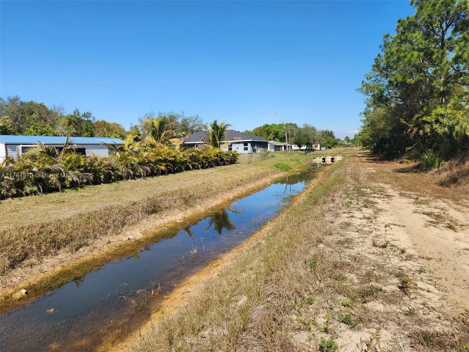 2719 50 W, Lehigh Acres FL 33971