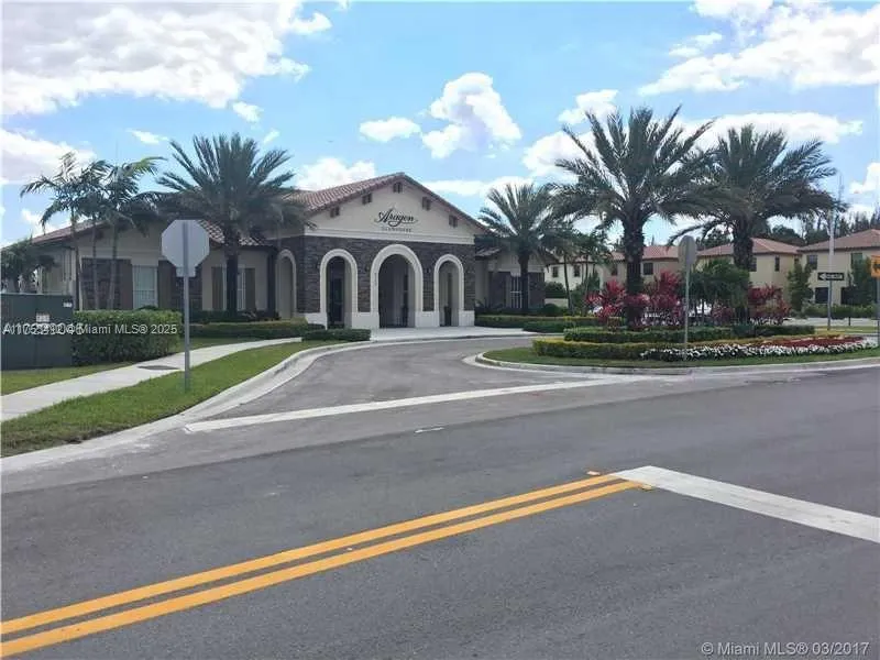 8917 W 35 CT # 8917, Hialeah Gardens FL 33018