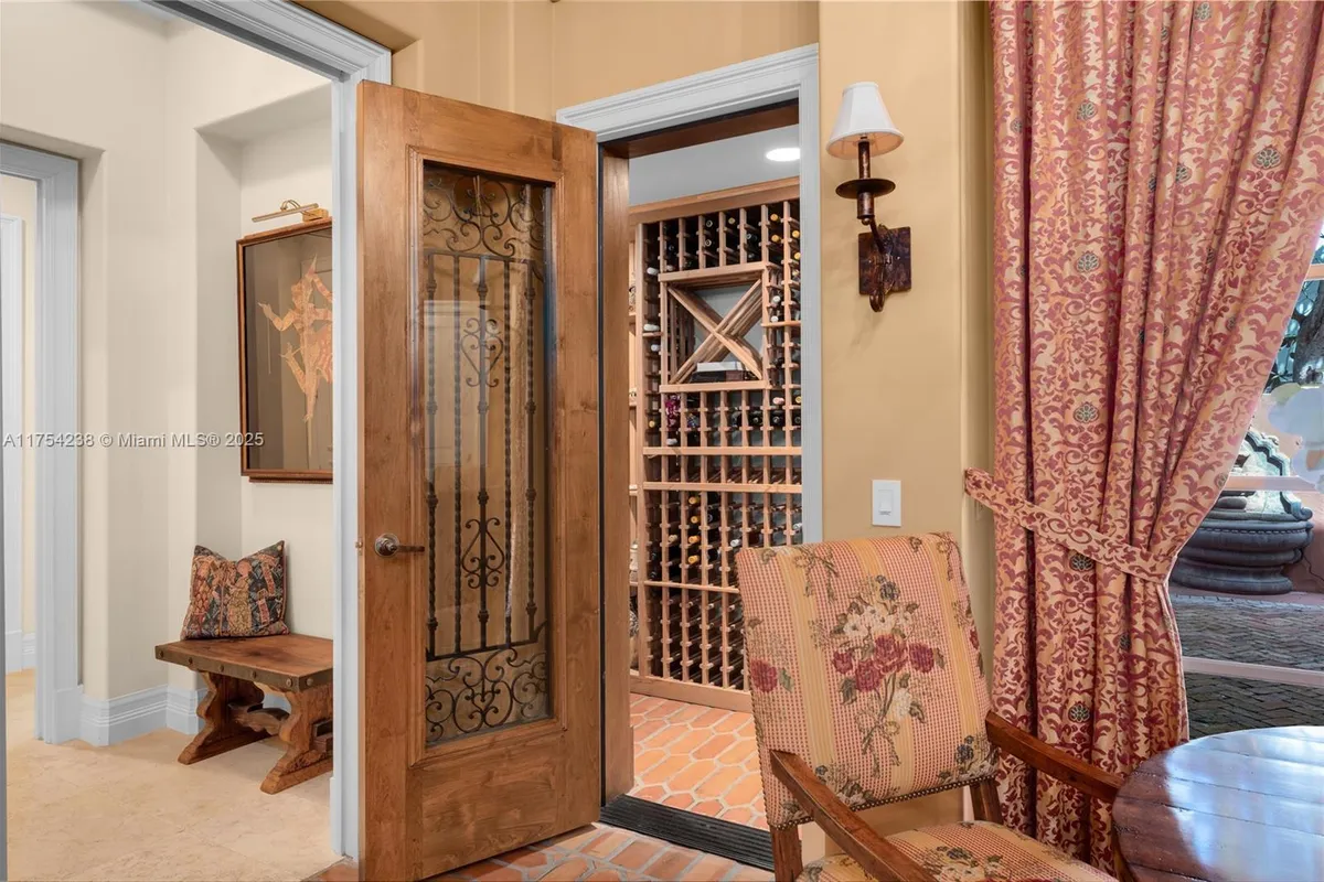 1091 Hillsboro Mile, Hillsboro Beach FL 33062