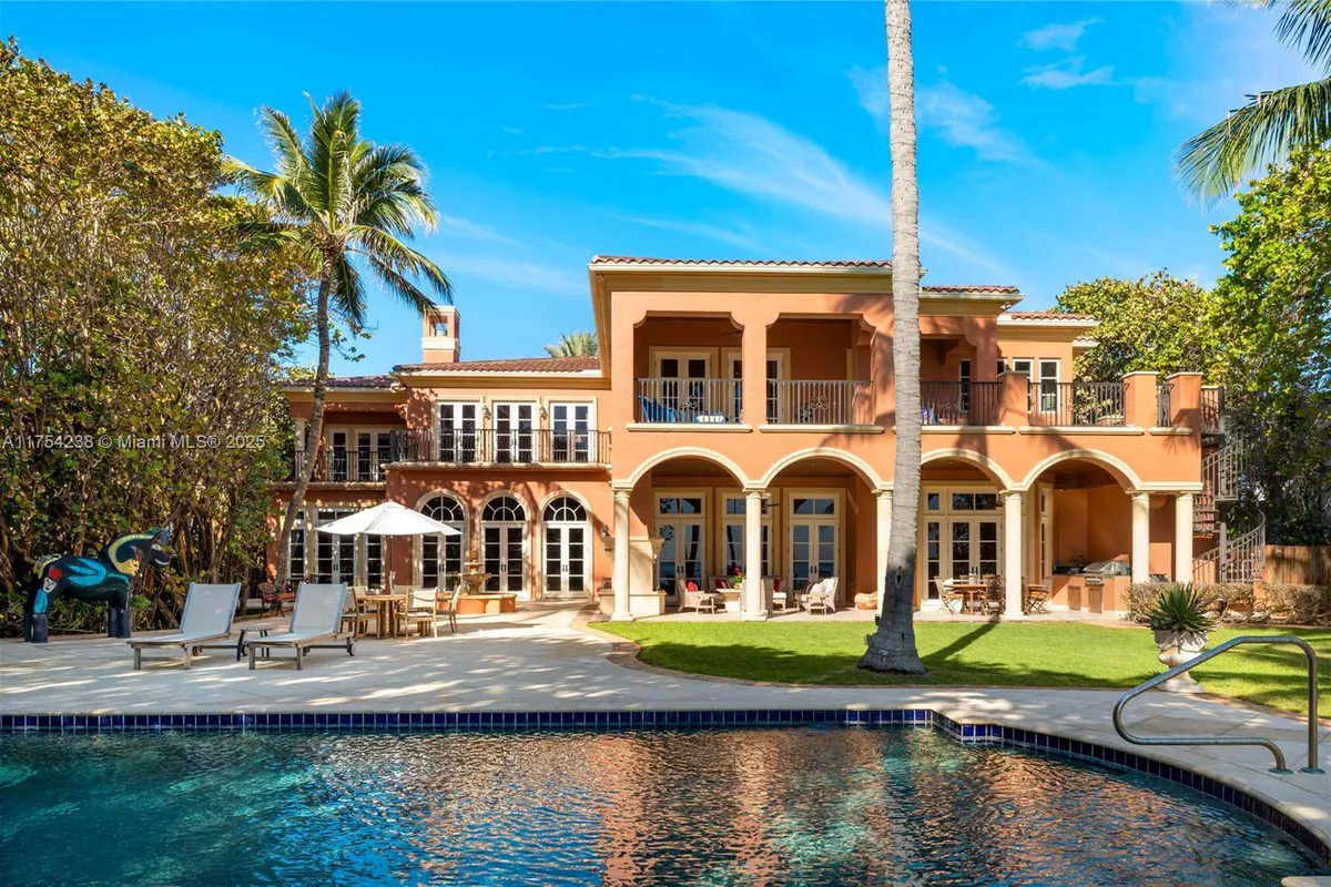 1091 Hillsboro Mile, Hillsboro Beach FL 33062